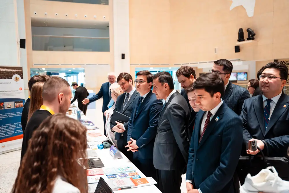 «100 идей для СНГ»: Финал Международного молодежного проекта государств – участников СНГ стартовал в Астане (7)