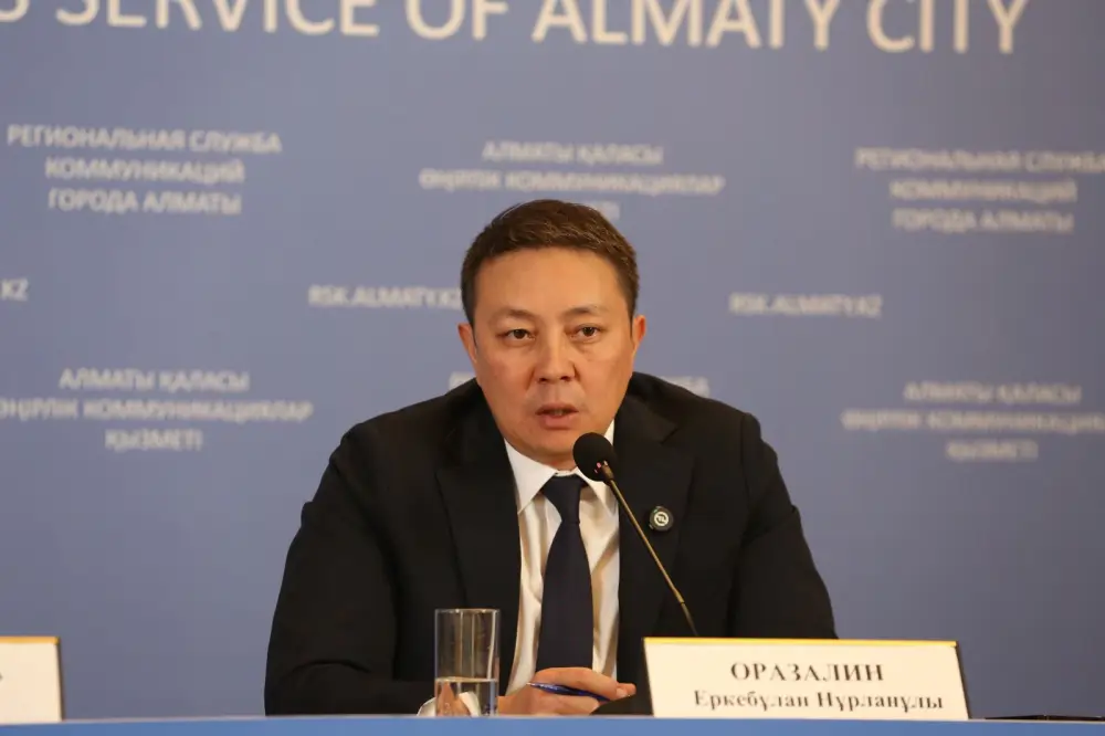 В Медеуском районе Алматы обновляют 60 дворов (4)