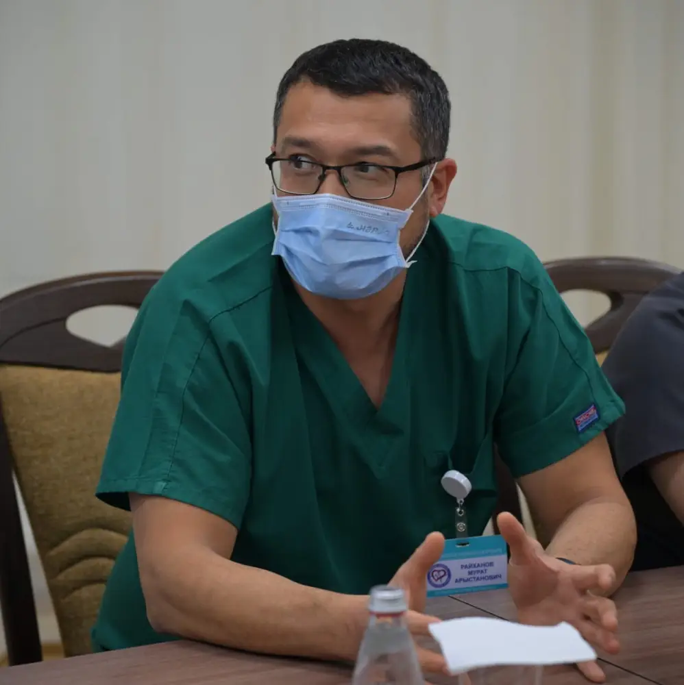 Глава региона Асаин Байханов посетил Павлодарский областной кардиологический центр и ознакомился с его работой (6)