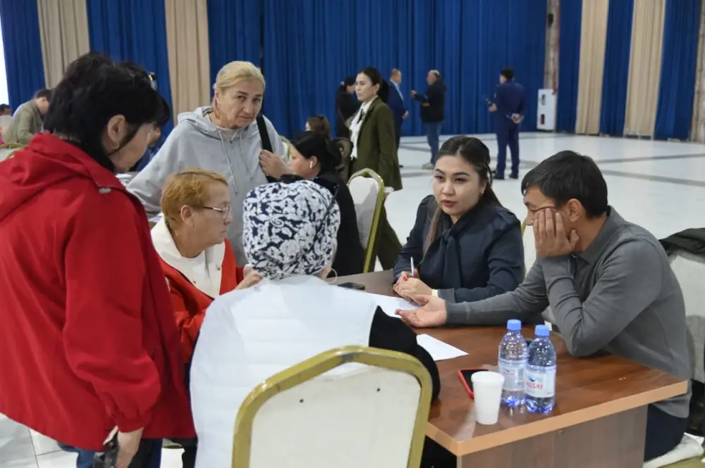 В Шымкенте прошла республиканская акция «Народный юрист» (6)