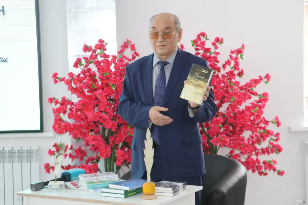 Отмечены 130-летие Жиенгали Тилепбергенова и 95-летие газеты «Темир» (5)