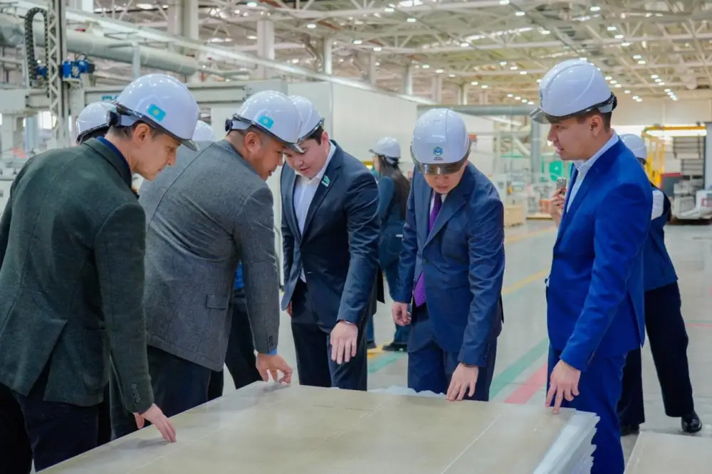 В Астане прошел форум рабочих специальностей (4)