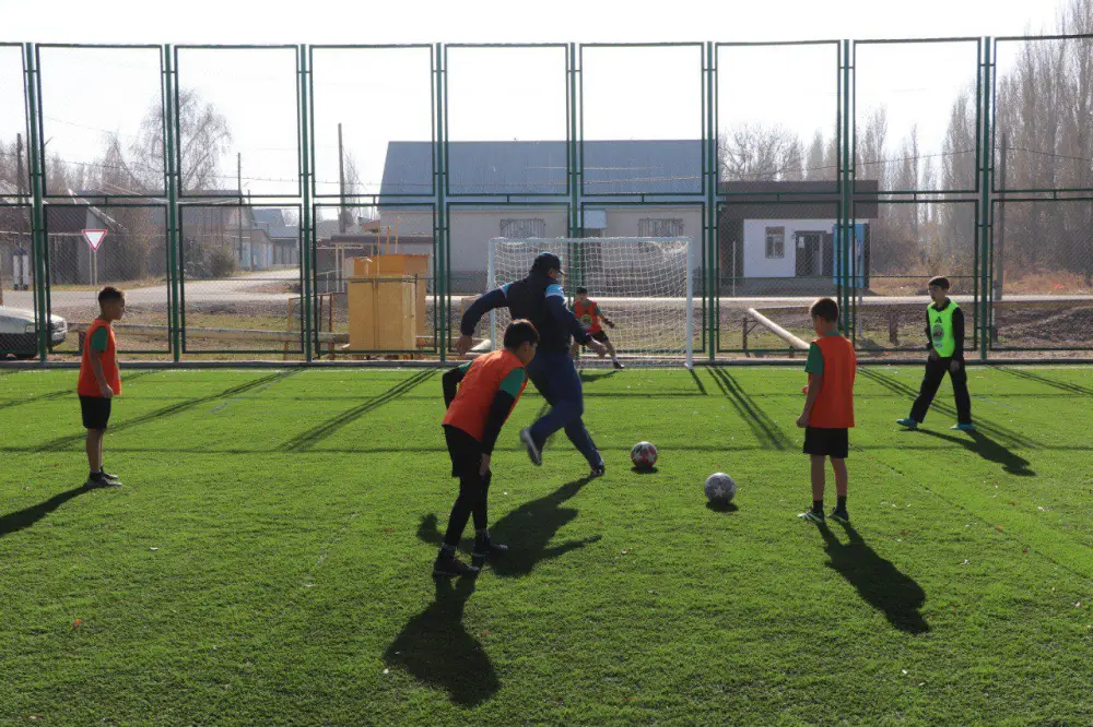 В Жуалынском районе открыты новые спортивные объекты (5)