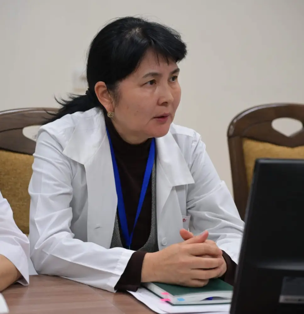 Глава региона Асаин Байханов посетил Павлодарский областной кардиологический центр и ознакомился с его работой (5)