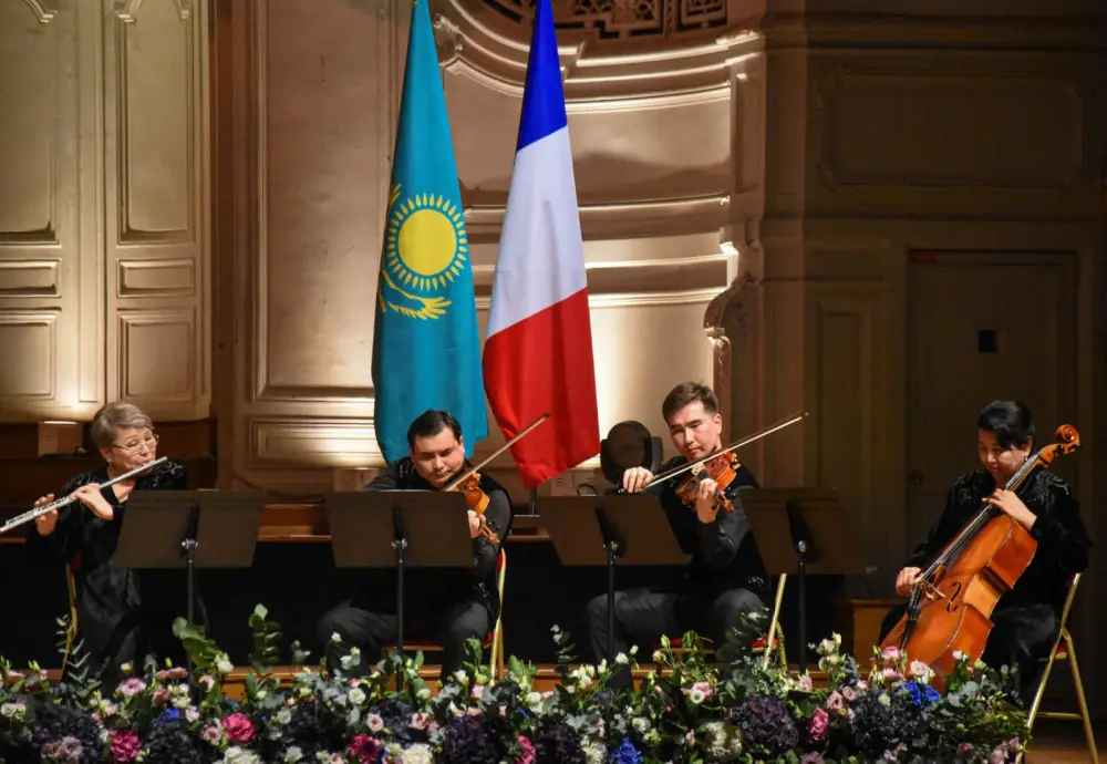 Майра Мұхамедқызы выступила с сольным концертом в Париже (3)