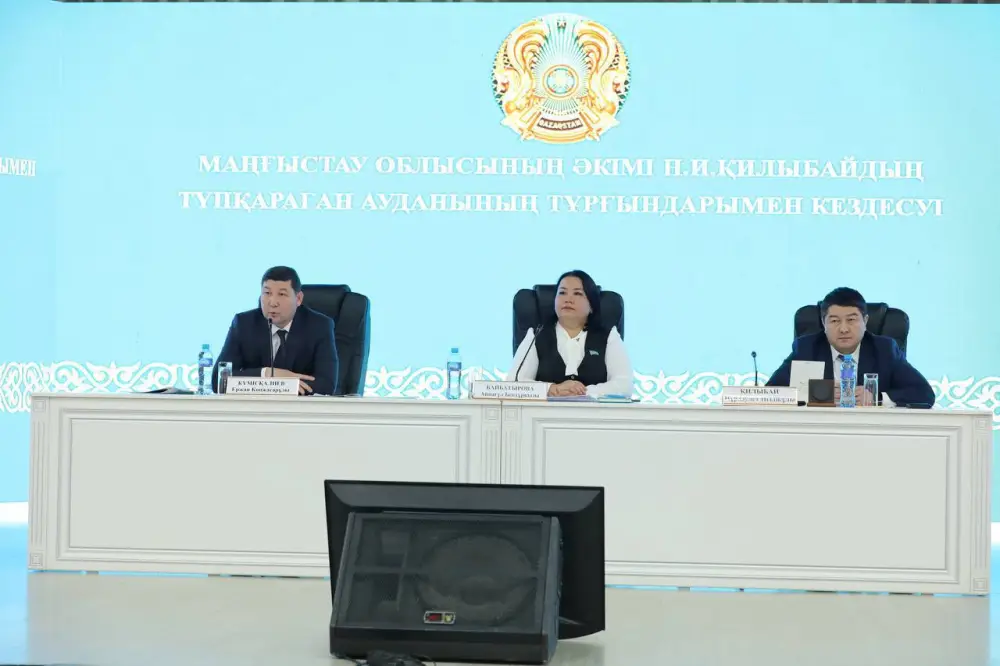 Открытый диалог: глава региона встретился с жителями Тупкараганского района (9)