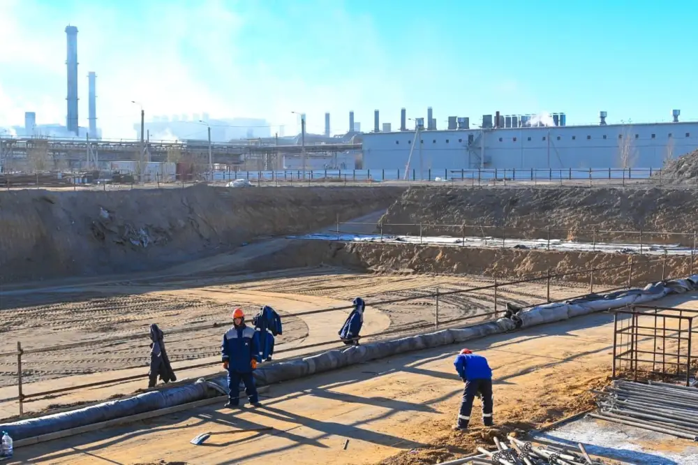 Сила семьи — в труде: династия Серикбаевых создаёт производственную историю на Актюбинском заводе (4)