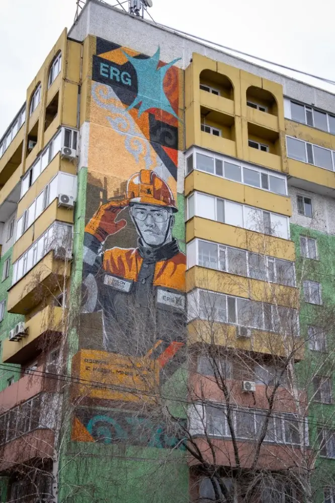 Столичные школьники открыли для себя мир минералов и ценности государственной службы (5)