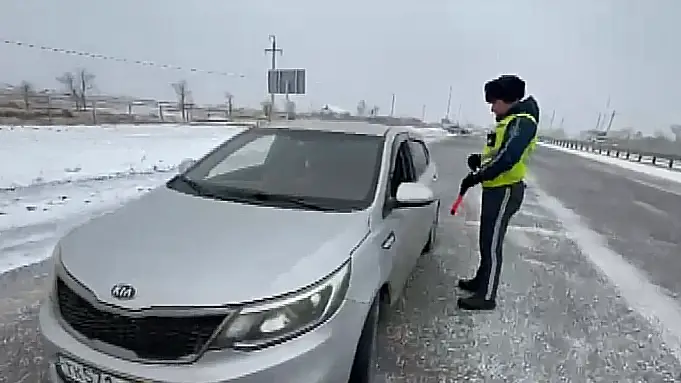 В Караганде коммунальные службы и полиция работают в усиленном режиме (5)