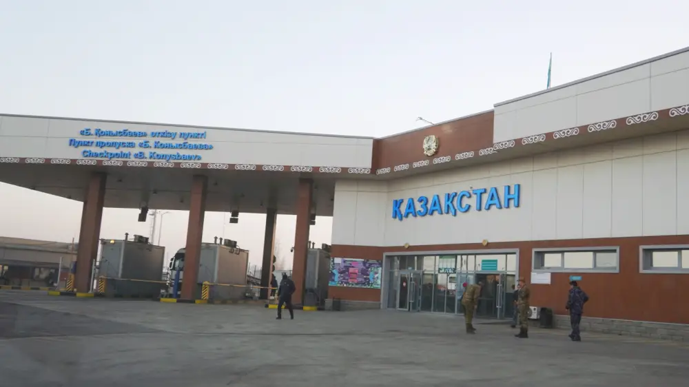 ТУРКЕСТАН: РАБОТА ТАМОЖНИ В КЕЛЕССКОМ РАЙОНЕ - НА КОНТРОЛЕ (8)