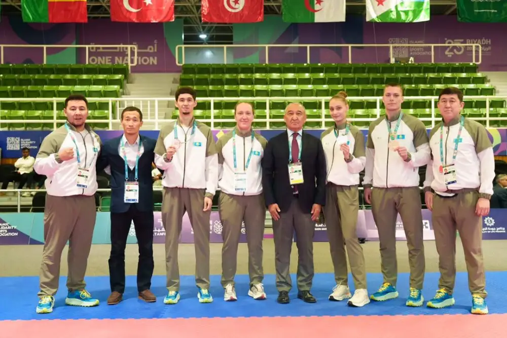 Каратэден Қазақстан құрамасы 1 алтын, 2 қола медаль жеңіп алды (6)