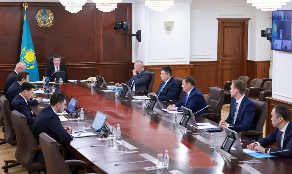 Олжас Бектенов об итогах уборочной кампании - 2025: «По поручению Главы государства созданы все условия для своевременного и качественного проведения весенне-полевых и уборочных работ» (2)