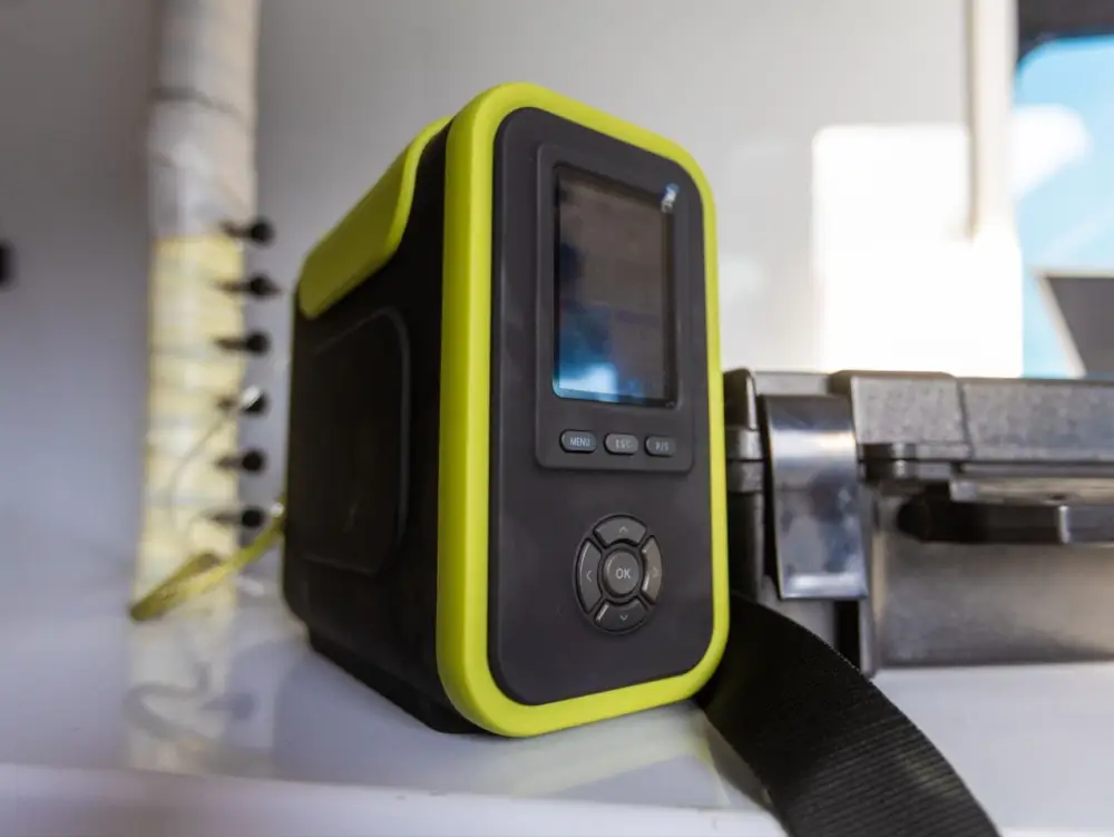 В ВКО запустили новую мобильную экологическую лабораторию, контролирующую воздух областного центра (5)