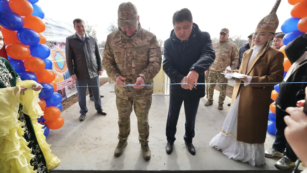 В ЗКО Глава МЧС открыл новый ДПФ «Ауыл құтқарушылары» (2)