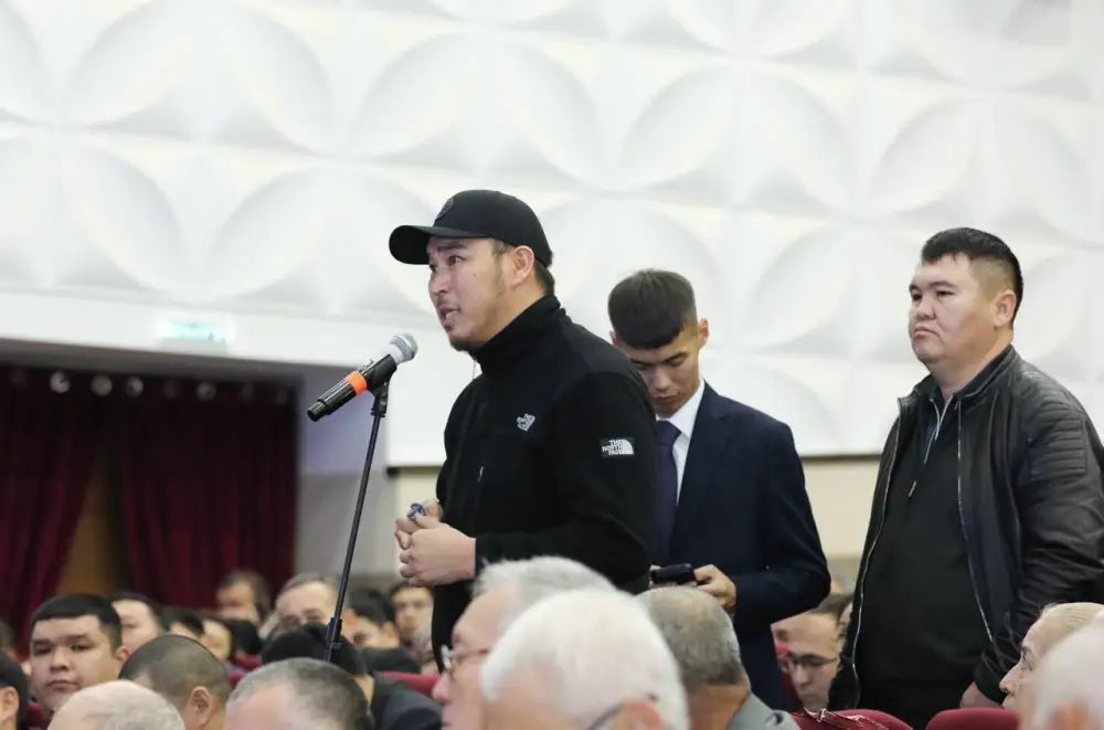 Нурдаулет Килыбай выслушал проблемы жителей города Жанаозен (9)