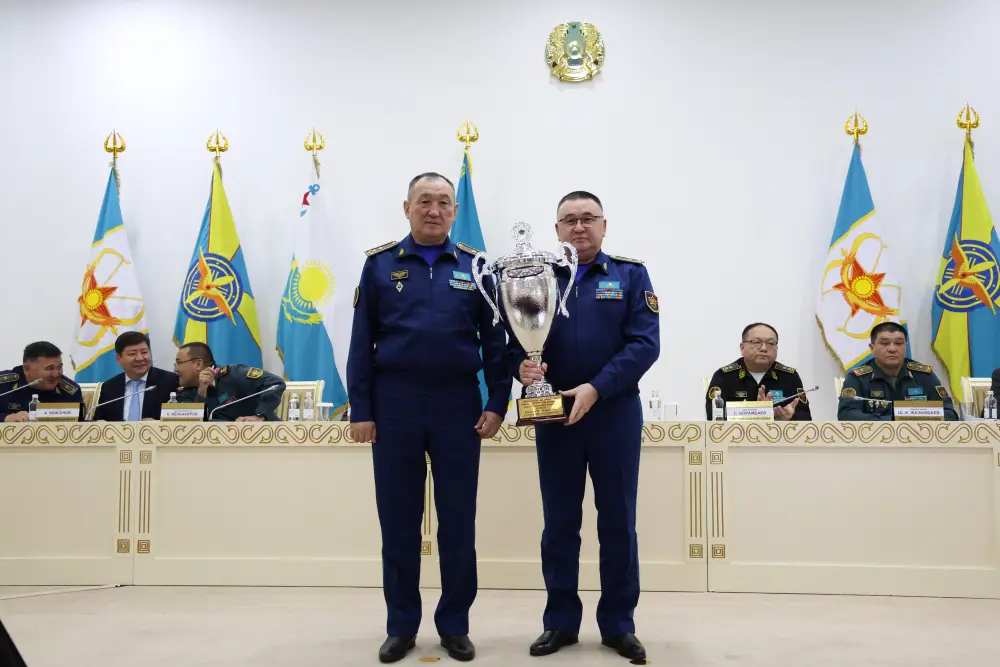 Названы лучшие воинские коллективы Вооруженных сил (4)