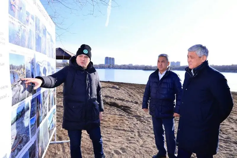 В Центральном парке Караганды посчитали деревья (3)