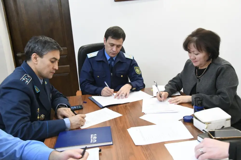 Столичные психологи будут оказывать помощь подросткам, оказавшимся в критической ситуации (2)