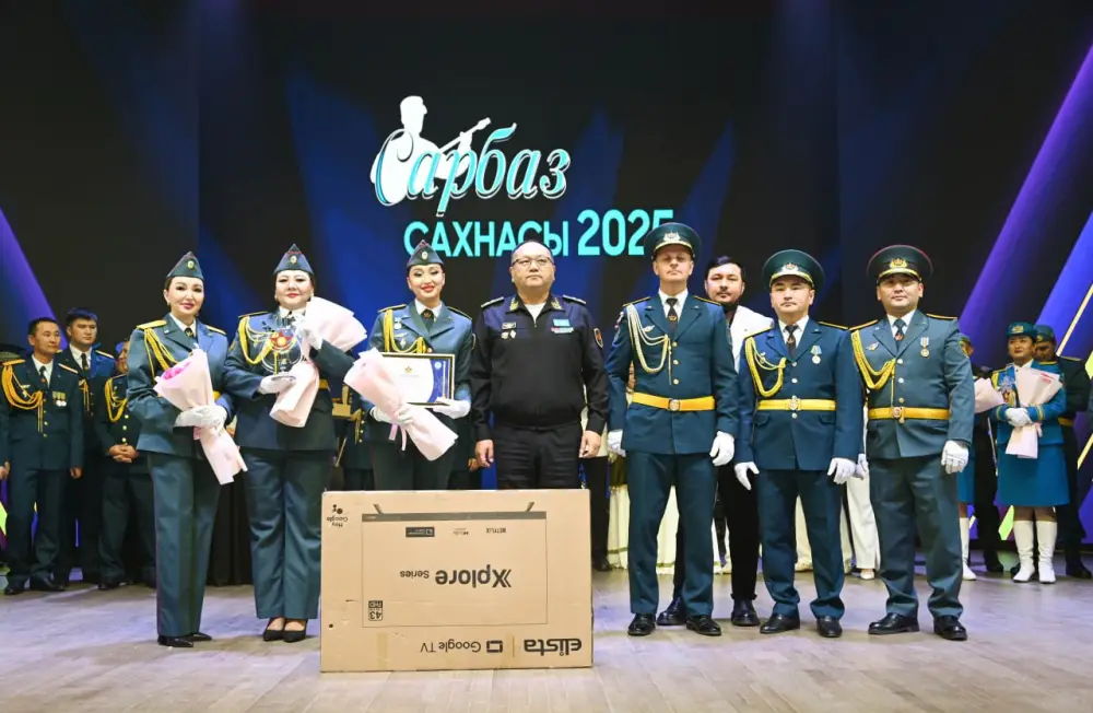 Определены победители Всеармейского фестиваля творческих коллективов «Сарбаз сахнасы – 2025» (10)