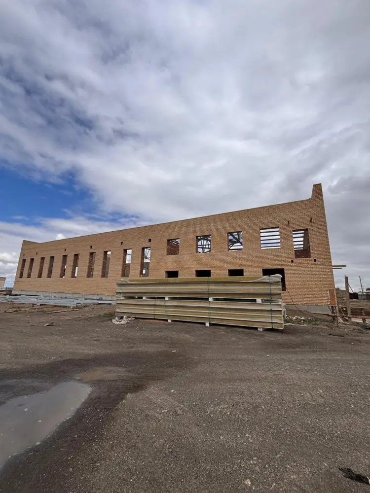 В Аксуатском районе строятся новые спортивные объекты (4)