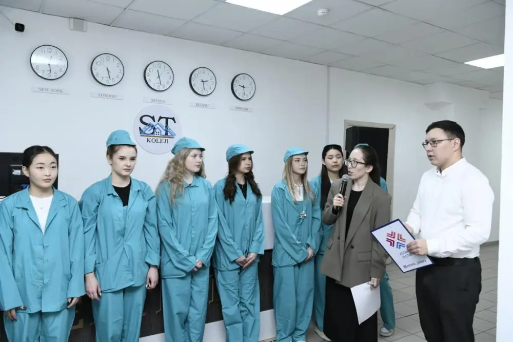 В Астане прошел конкурс «Үздік тазалаушы-2025» среди студентов колледжа (6)