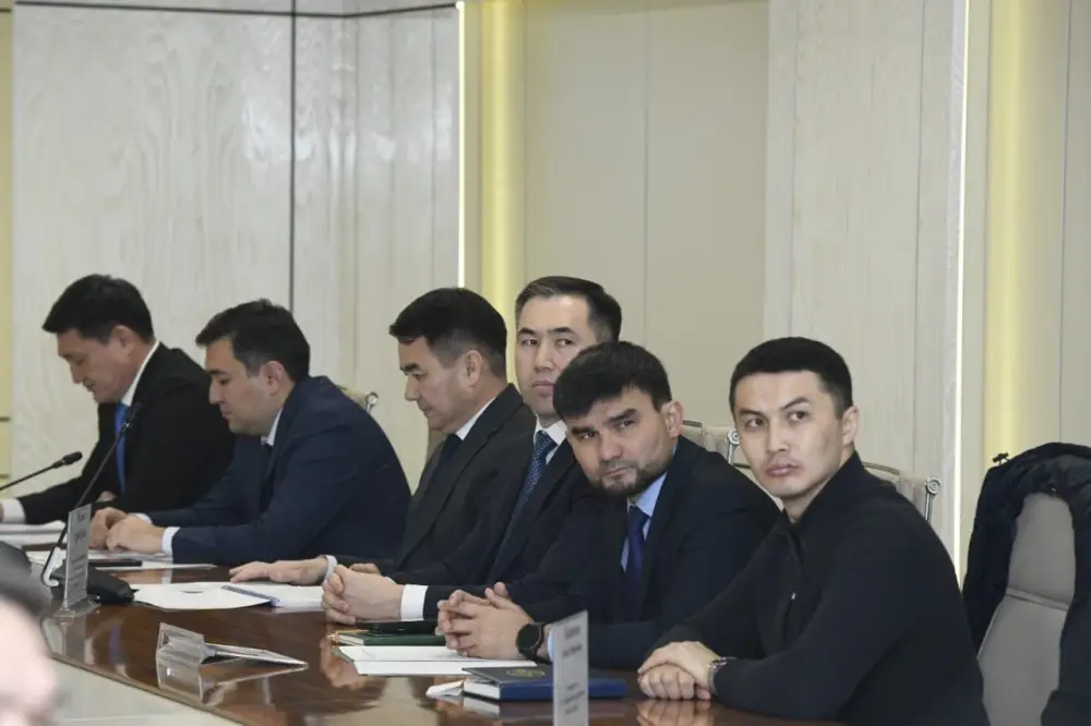 В Астане состоялось очередное совещание с застройщиками по соблюдению законности на стройках (2)