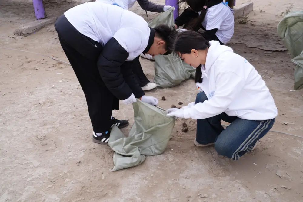 120 кг мусора убрали с прибрежных территорий школьники Кызылорды в рамках экологической акции «Экономь воду – сохраняй будущее!» (6)