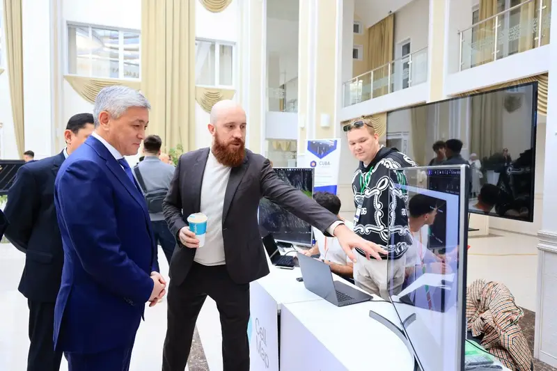 Искусственный интеллект на дорогах и ремонте: как молодые карагандинские разработчики меняют городскую среду (5)