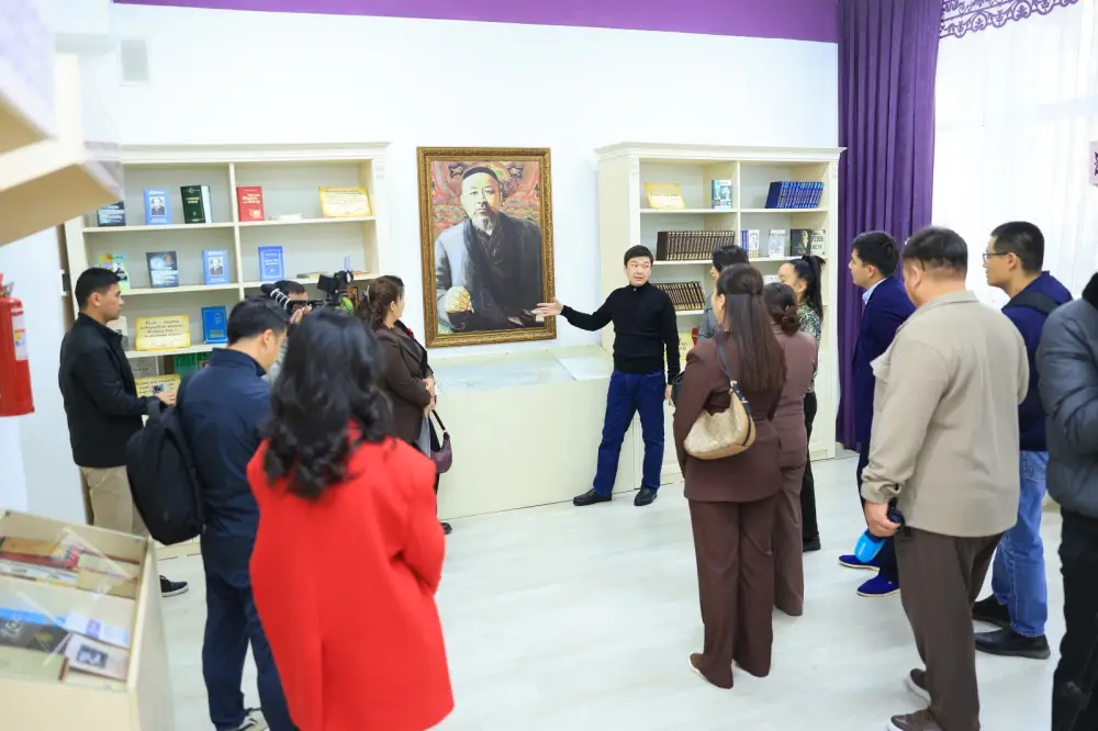 Свыше 100 специалистов приняли участие в семинаре по медиаграмотности в Шымкенте (6)