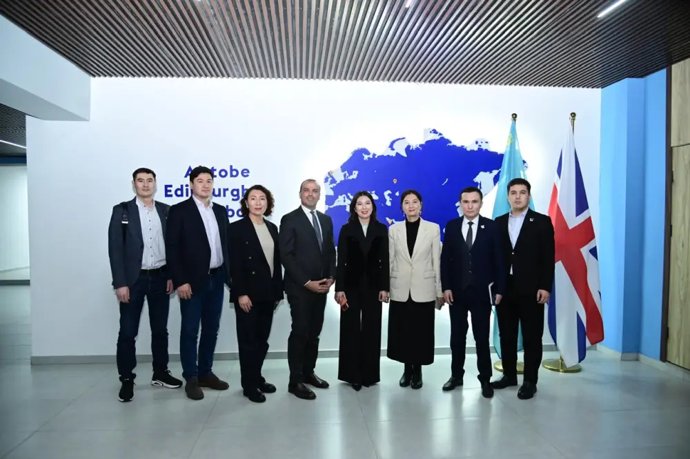 Энергия ветра – энергия будущего: руководитель компании Plenitude Kazakhstan провел гостевую лекцию в университете Жубанова (4)