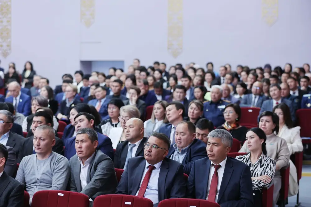 Закон о правах ребёнка должен исполняться на местах качественно — Министр просвещения Жулдыз Сулейменова посетила Жамбылскую область (2)