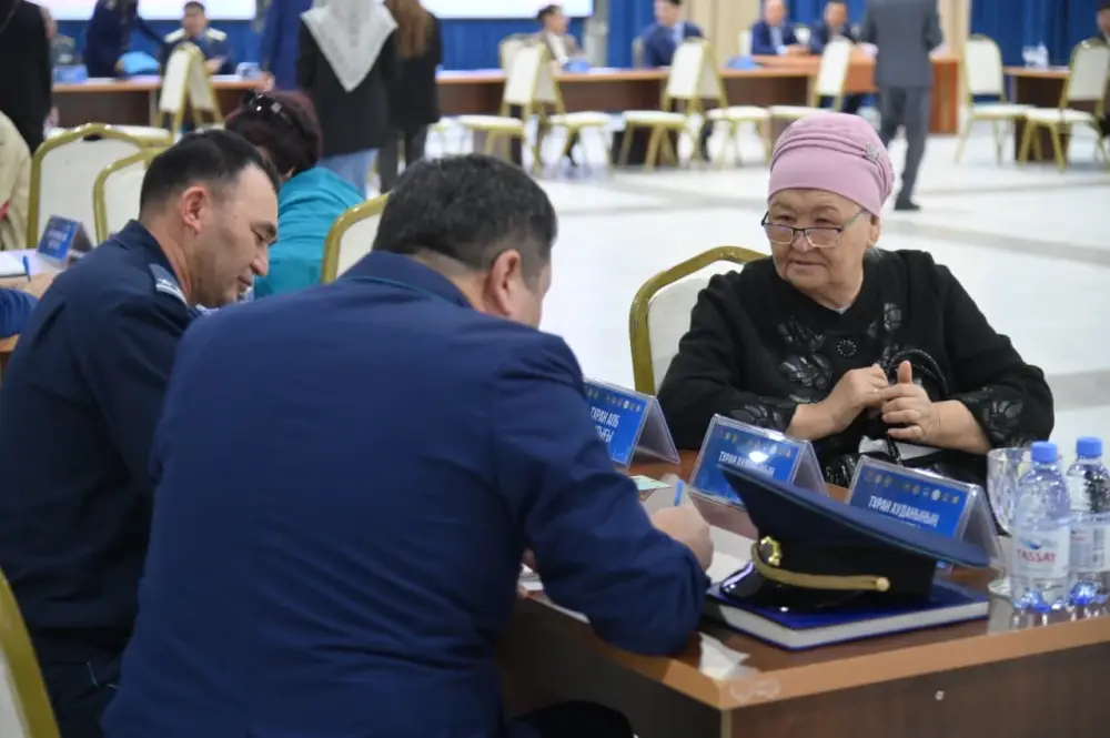 В Шымкенте прошла республиканская акция «Народный юрист» (5)