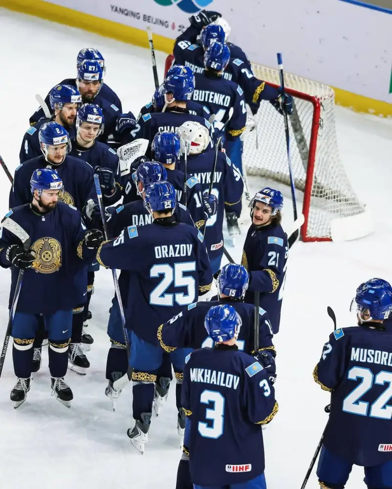 Мужская сборная Казахстана по хоккею с шайбой второй год подряд стала чемпионом Азии (3)