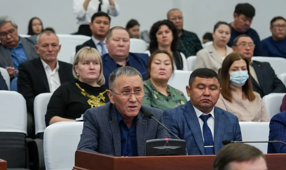 Вице-министр Иран Шархан провел встречу с населением Восточно-Казахстанской области (9)