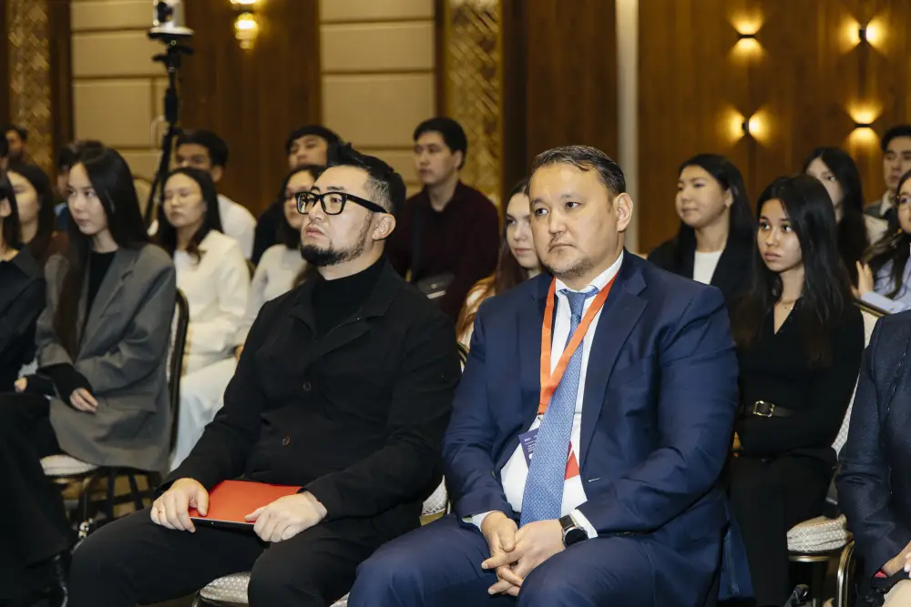 Международные эксперты обсудили в MNU реализацию программы «Нацфонд – детям» (7)