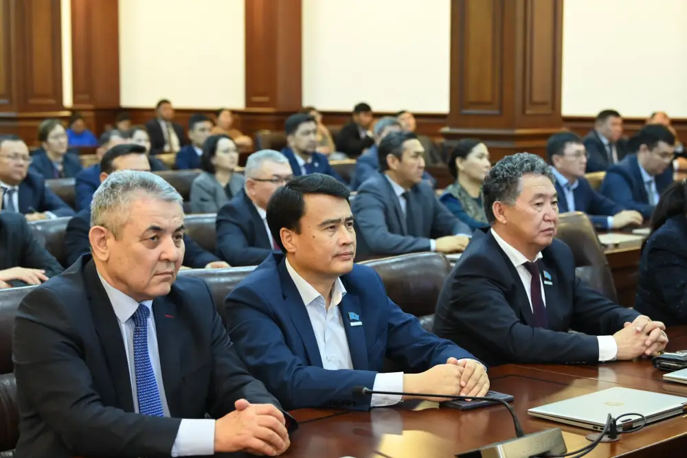 Обсуждены задачи, поставленные в Послании (6)