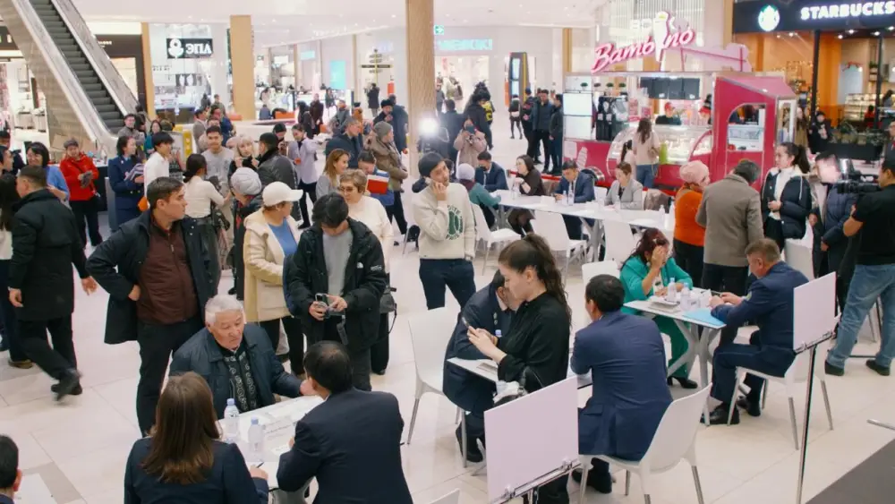 «Закон и порядок»: в столице прошла акция «Правовая аптека» (4)