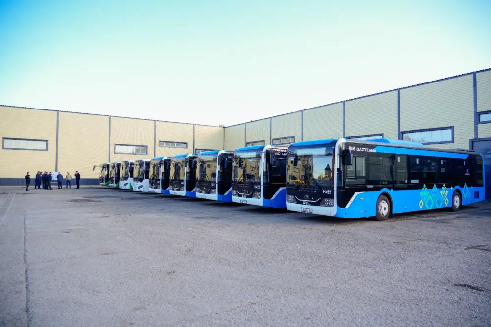 Как улучшают общественный транспорт в Астане (7)