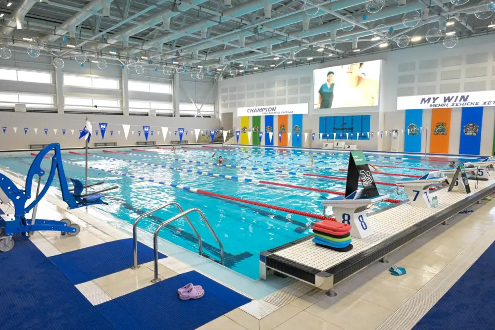 Аким Алматы посетил спортивный комплекс и Национальную библиотеку (3)