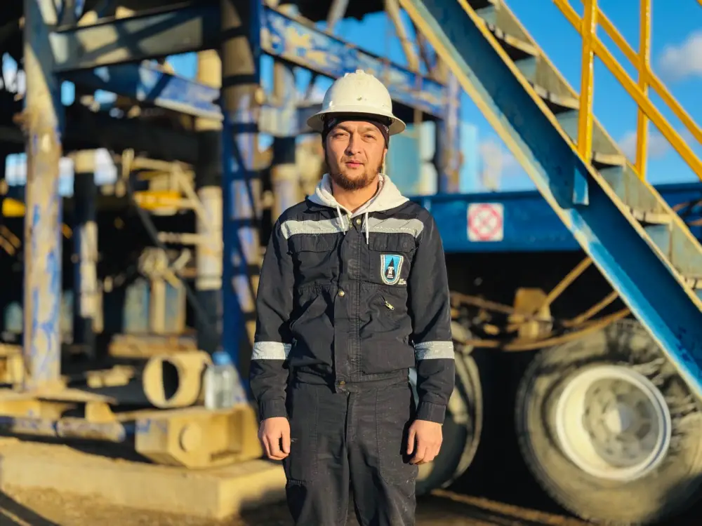 12 буровиков «Каражанбасмұнай»: 40 новых скважин в год на глубине до 500 метров (10)