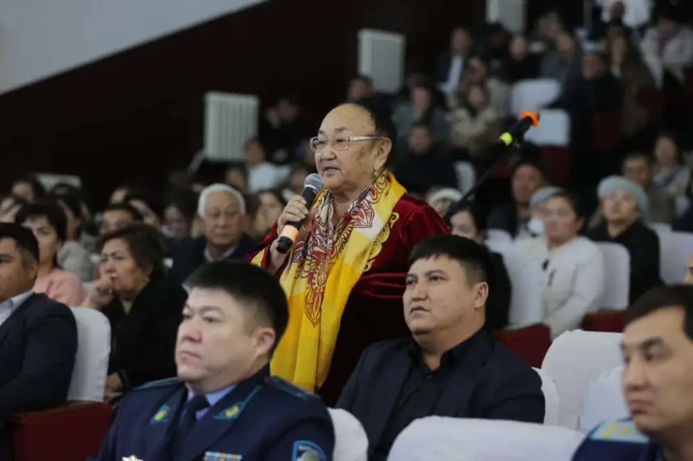 Ербол Карашукеев встретился с жителями Таласского района (4)