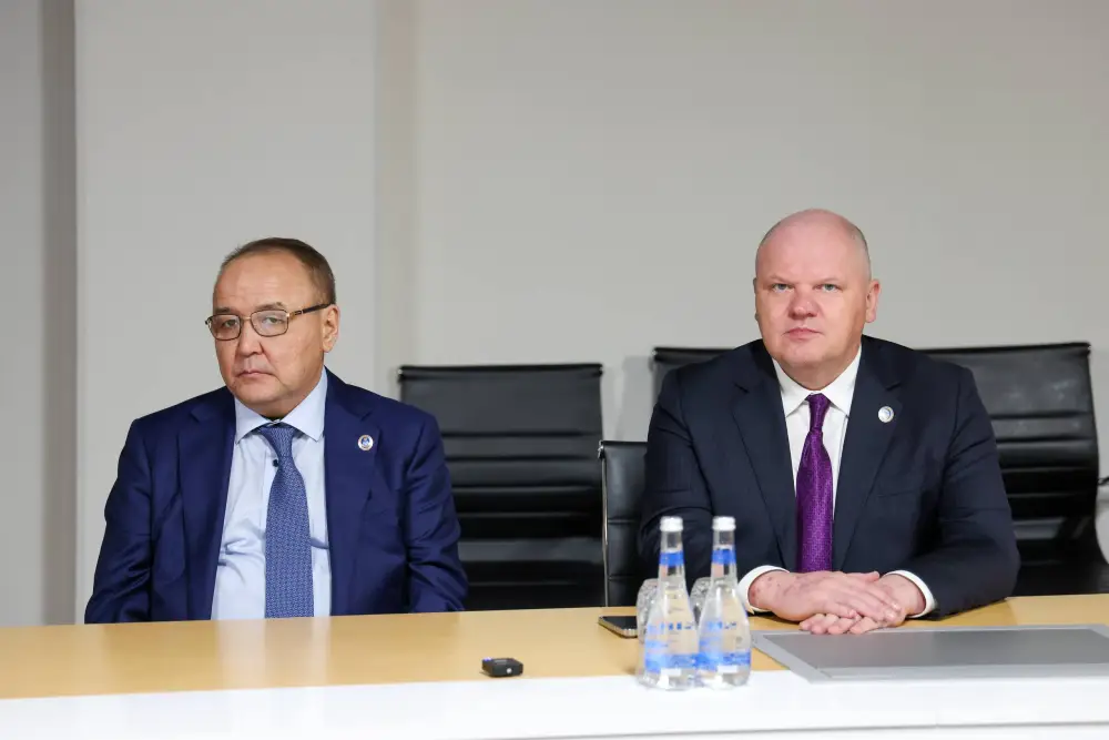 В рамках рабочей поездки в Азербайджанскую Республику делегация Высшего Судебного Совета во главе с Председателем Дмитрием Малаховым посетила ряд судов первой и апелляционной инстанций (6)