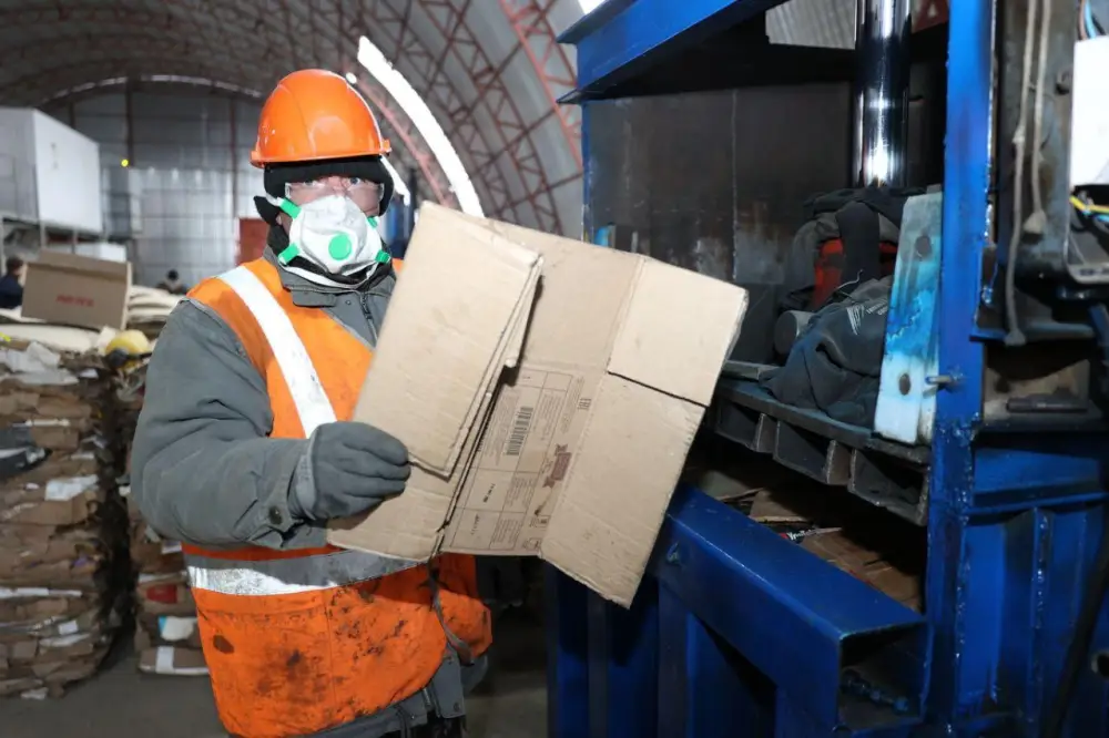 Рабочая поездка акима области Кумара Аксакалова в город Рудный (7)