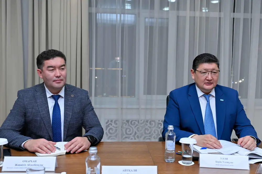 Аким области встретился с известным археологом Зейноллой Самашевым (4)