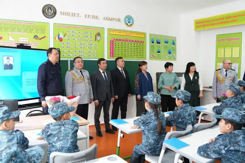 «Закон и порядок»: в одной из школ Бухар-Жырауского района открылся специализированный класс «Жас сақшы» (8)