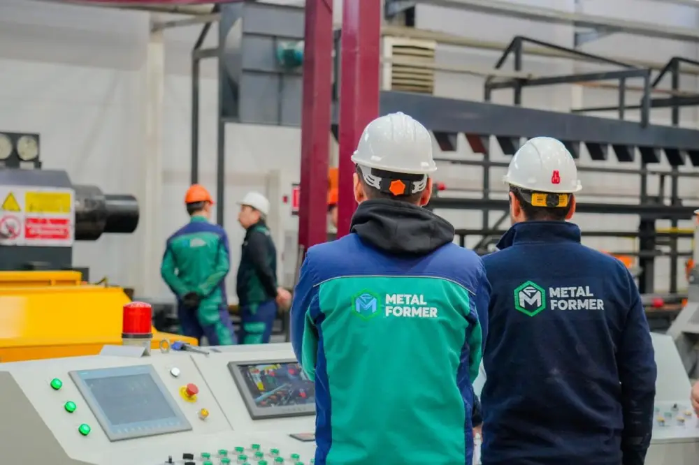 В Астане прошел форум рабочих специальностей (6)