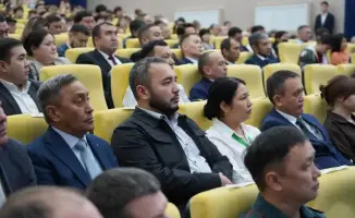 Встреча акима Марата Ахметжанова с населением Бурабайского района обсуждение агропромышленного комплекса и развитие туристической инфраструктуры