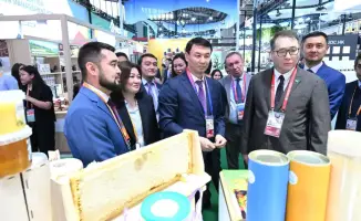 Алматы укрепляет международные связи на импортной выставке в Шанхае