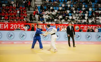 Титаны татами: спортсмены области Абай завоевали золото в смешанном командном первенстве по дзюдо