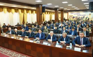 Чествование работников дорожной отрасли: вклад в комфорт и развитие инфраструктуры